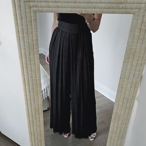 Carmen Marc Valvo Silk High Rise Wide Leg Black Lined Pants
